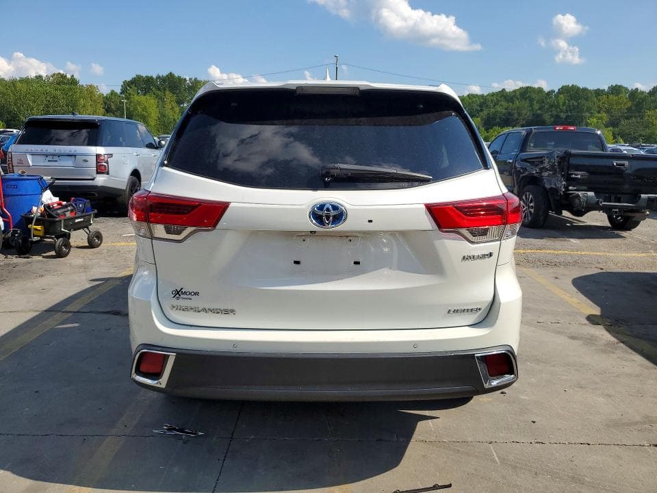 2019 TOYOTA HIGHLANDER HYBRID LIMITED PLATINUM 6