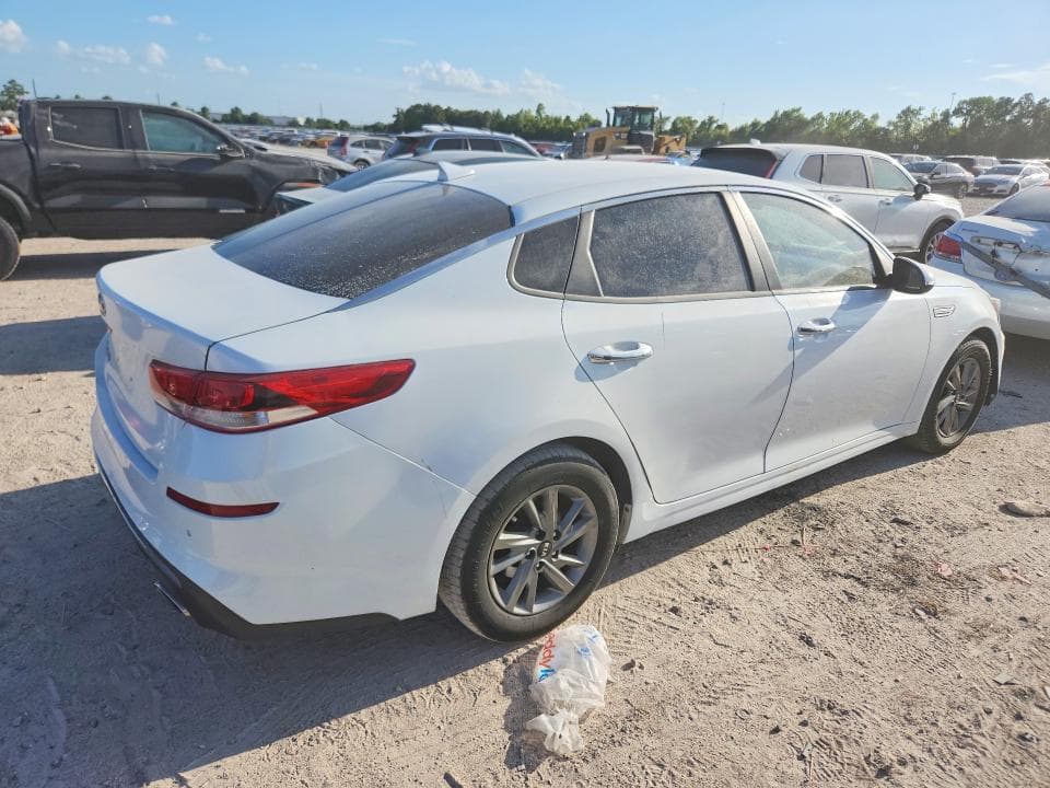 2019 KIA OPTIMA LX 3