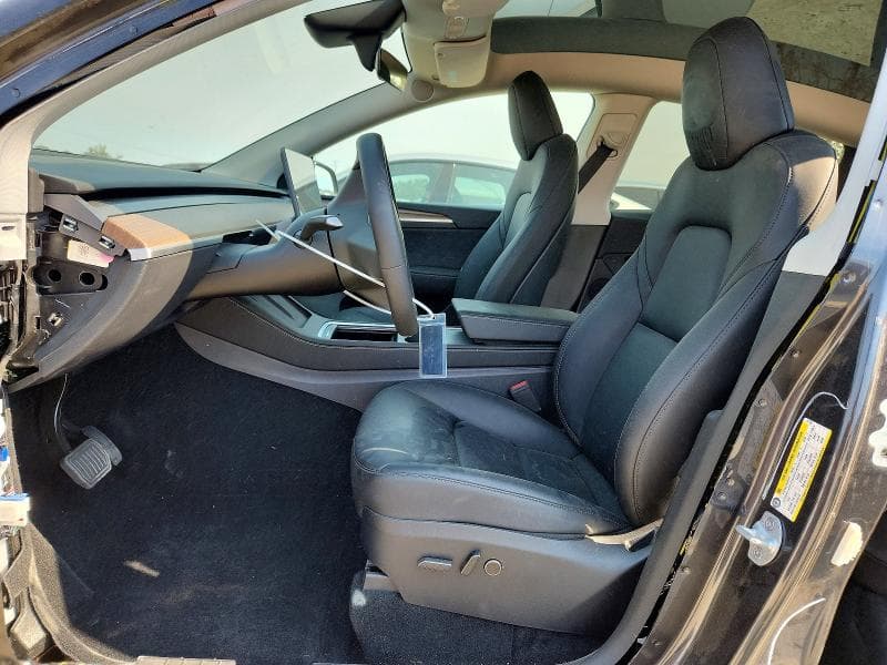2025 TESLA MODEL Y 7
