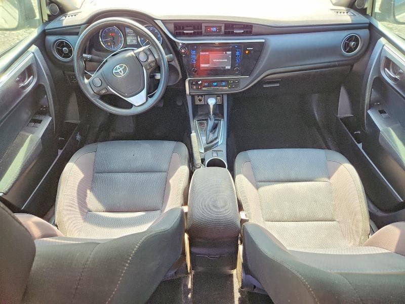 2017 TOYOTA COROLLA LE 8