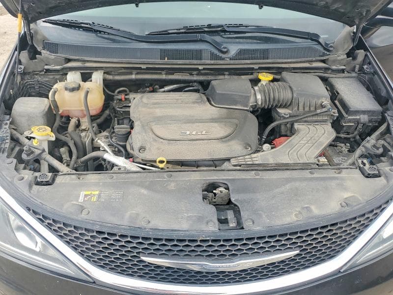 2017 CHRYSLER PACIFICA TOURING L PLUS 12