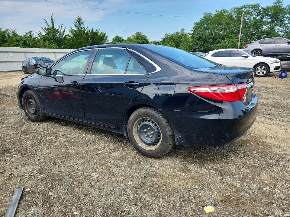 2017 TOYOTA CAMRY LE 2