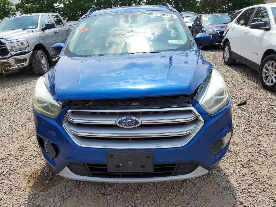 2017 FORD ESCAPE SE 5