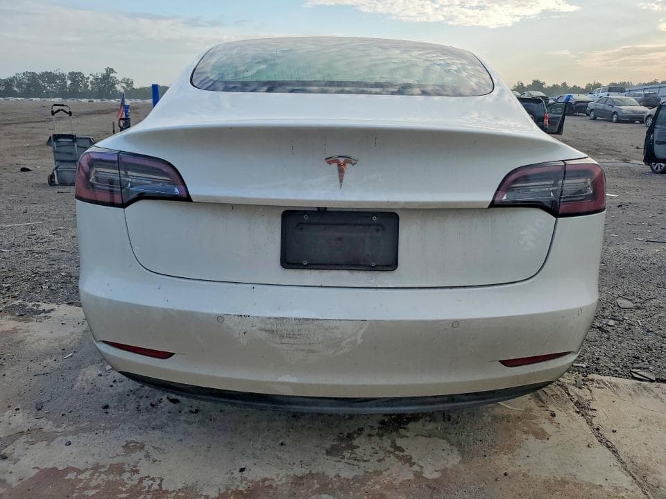 2020 TESLA MODEL 3 6
