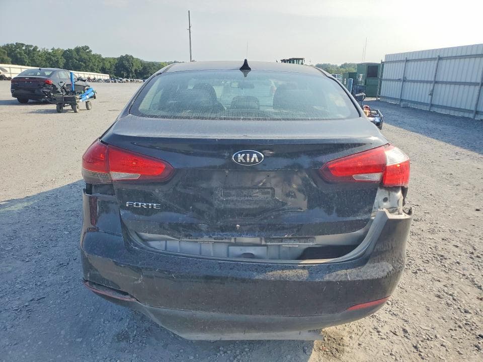 2017 KIA FORTE LX 6