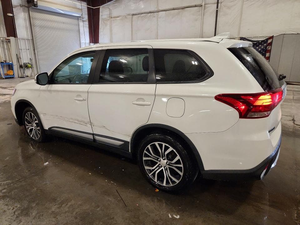 2018 MITSUBISHI OUTLANDER SE 2