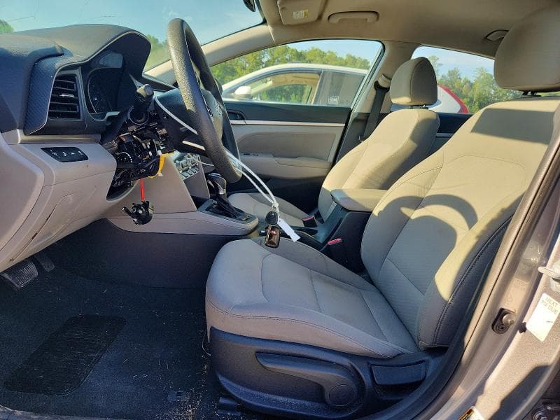 2020 HYUNDAI ELANTRA SEL 7