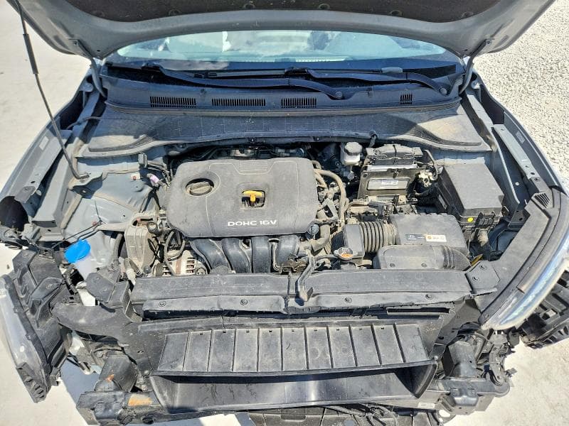 2021 HYUNDAI KONA SEL PLUS 12