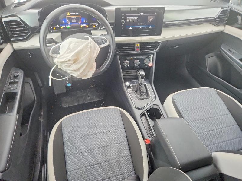 2025 VOLKSWAGEN TAOS S 8