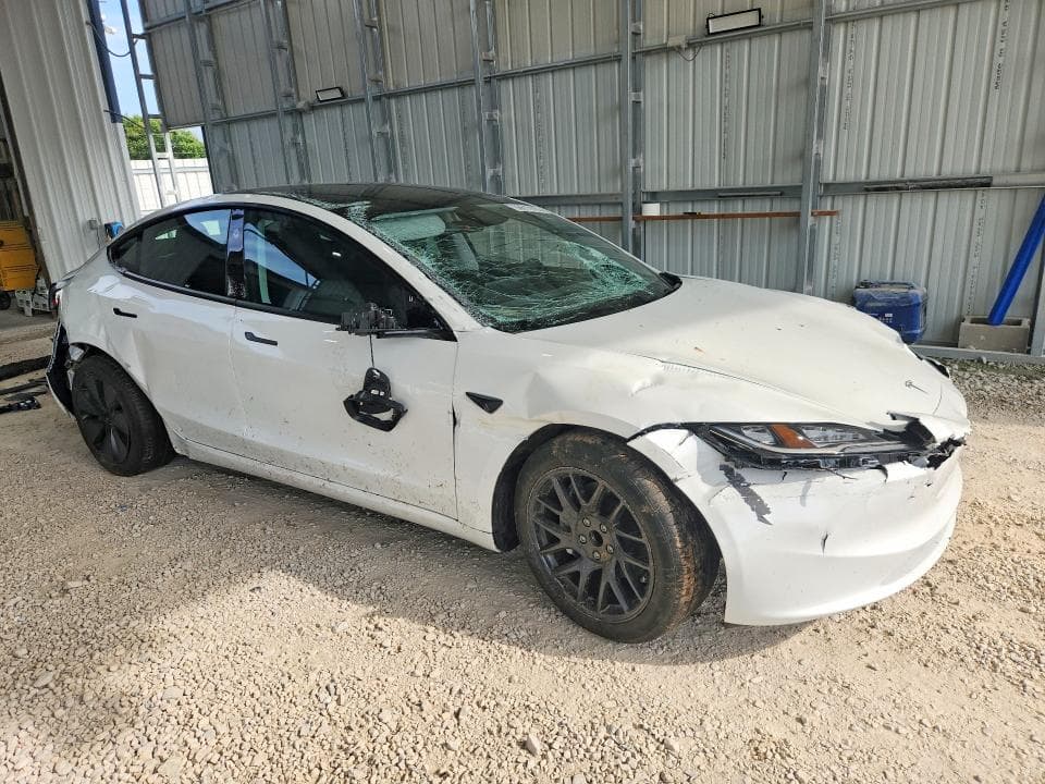 2025 TESLA MODEL 3 4