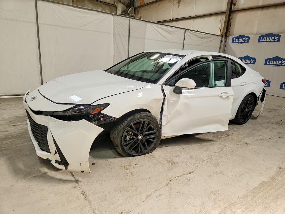 2026 TOYOTA CAMRY SE - 1