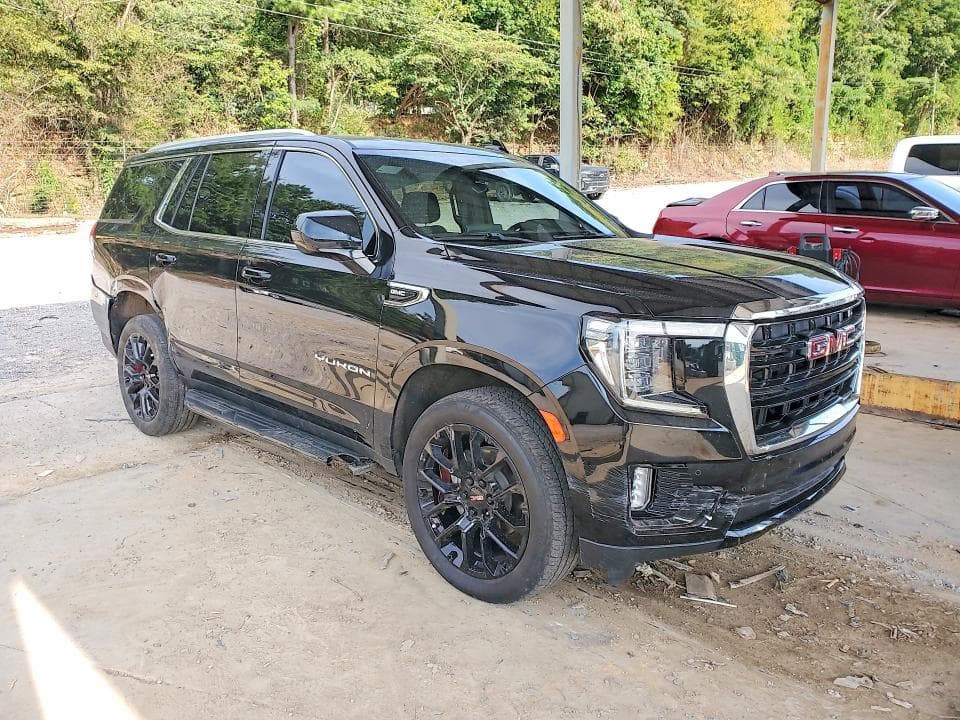 2023 GMC YUKON SLE 4