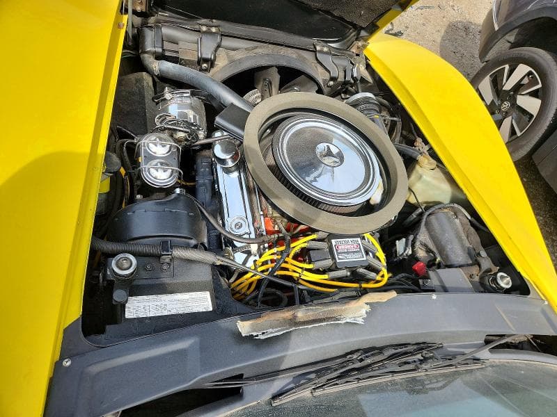 1975 CHEVROLET CORVETTE 11