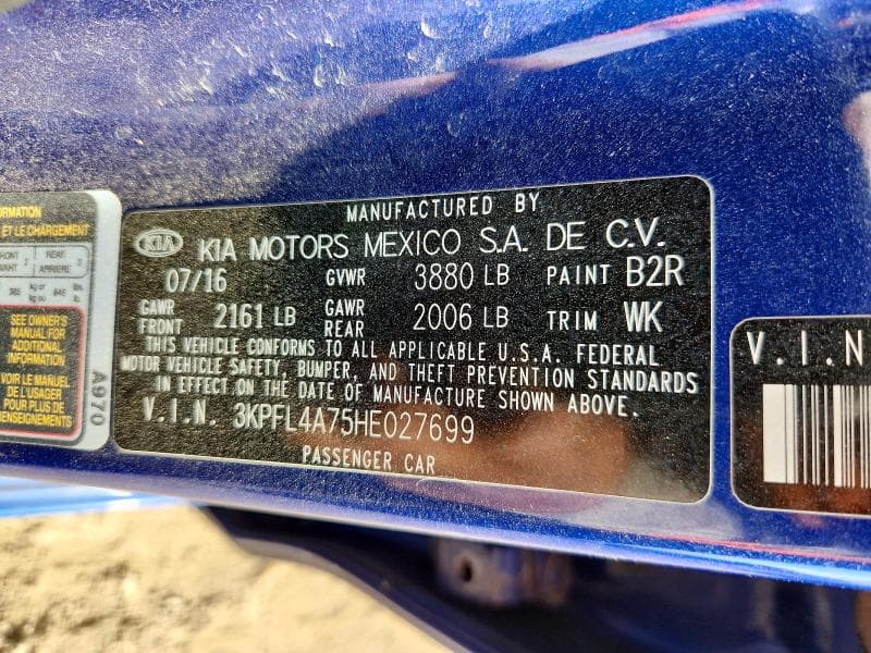 2017 KIA FORTE S 12
