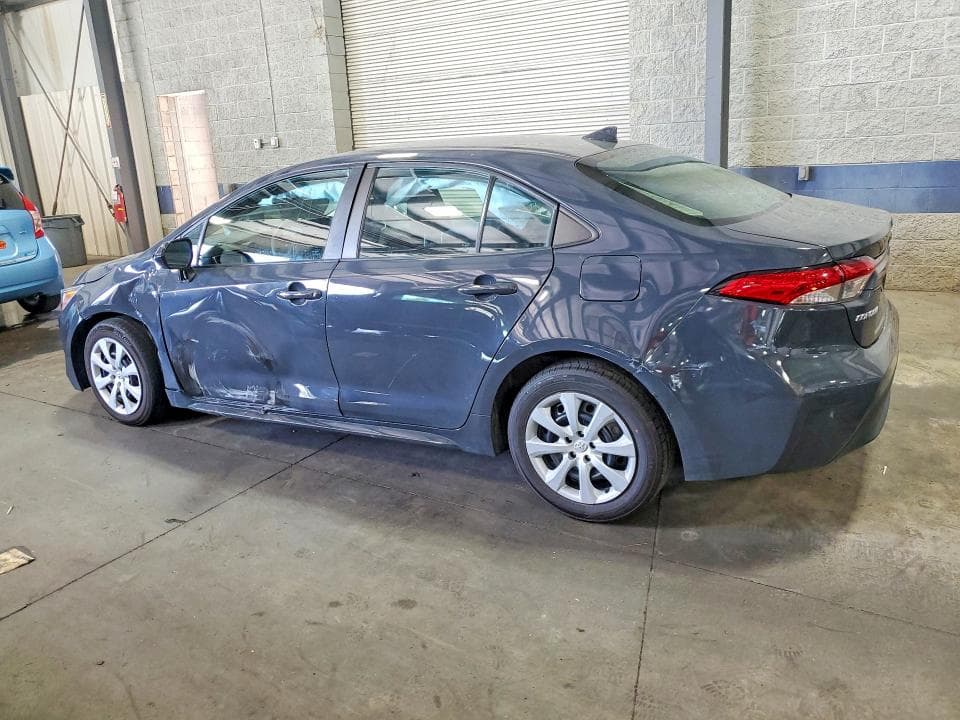 2024 TOYOTA COROLLA LE 2