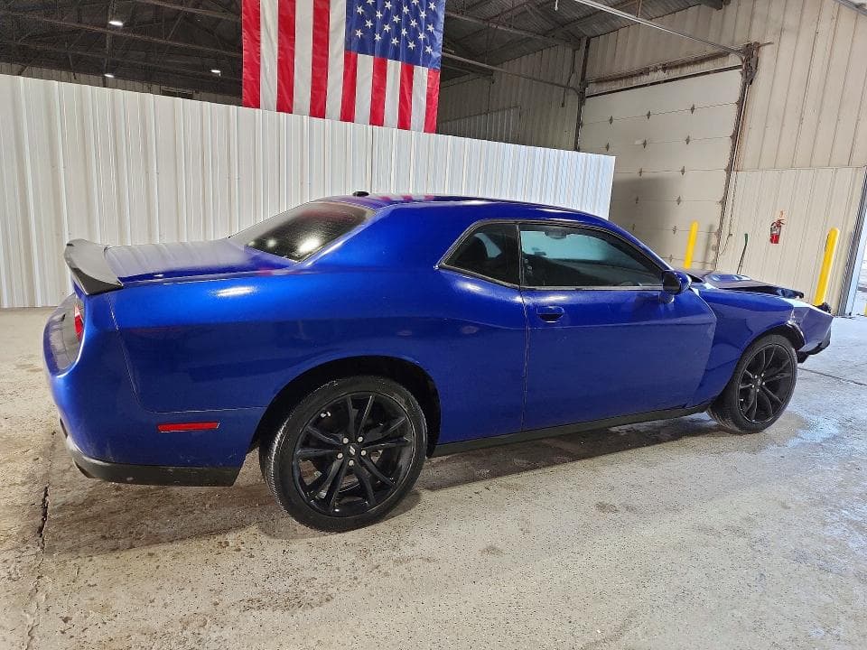 2018 DODGE CHALLENGER SXT 3