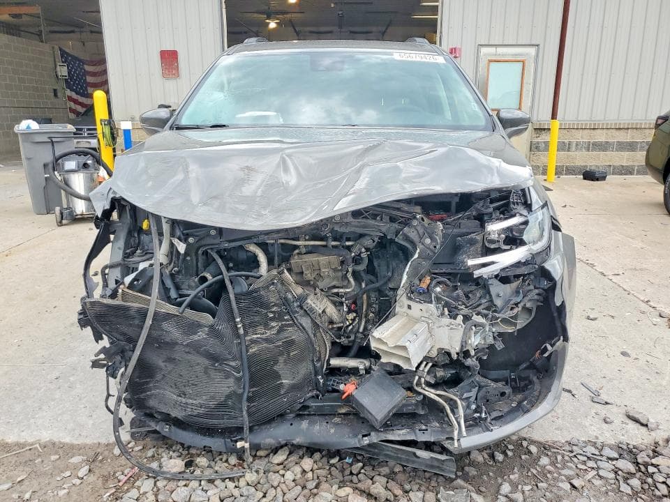 2022 CHRYSLER PACIFICA TOURING L 5