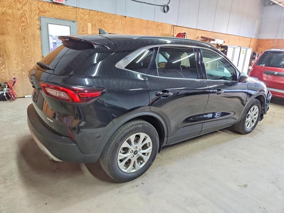 2024 FORD ESCAPE ACTIVE 3
