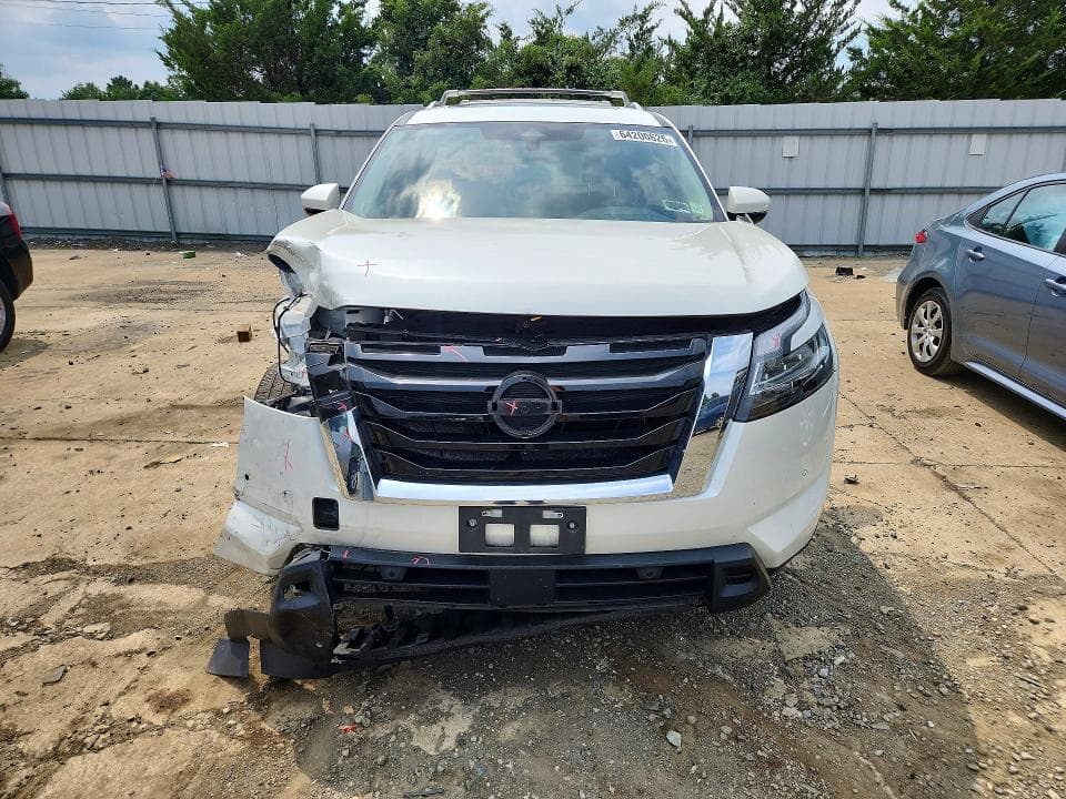2024 NISSAN PATHFINDER SL 5