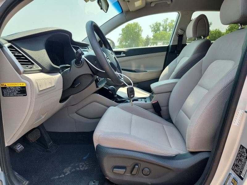 2017 HYUNDAI TUCSON SE 7