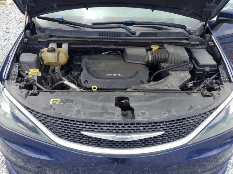 2017 CHRYSLER PACIFICA TOURING 12