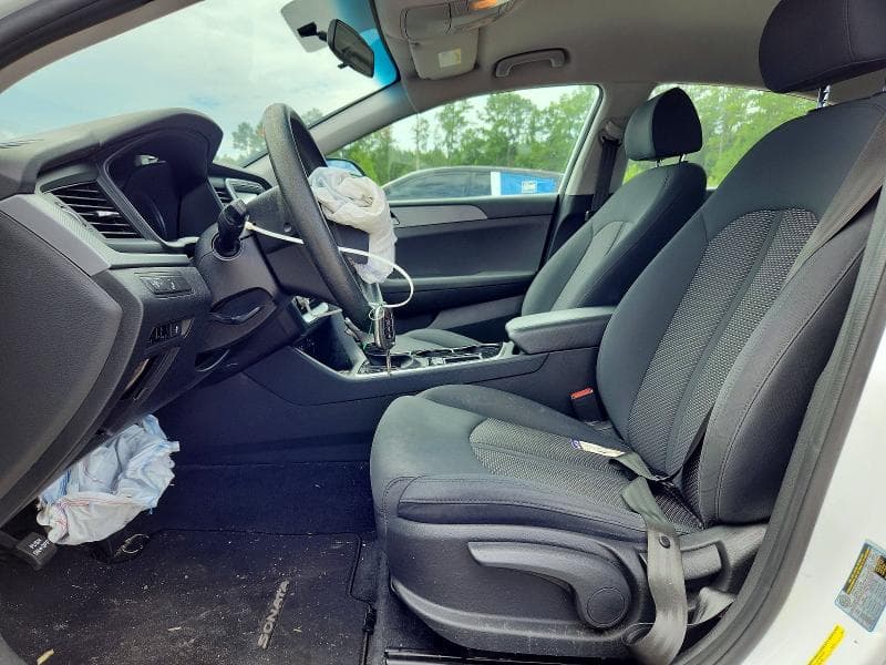 2019 HYUNDAI SONATA SE 7