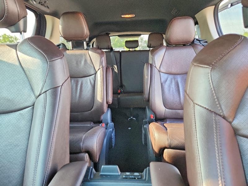 2021 TOYOTA SIENNA PLATINUM 7-PASSENGER 10