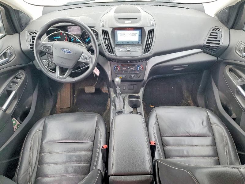 2017 FORD ESCAPE SE 8
