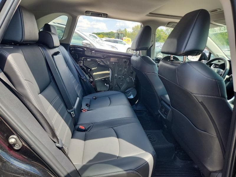 2025 TOYOTA RAV4 XLE PREMIUM 11