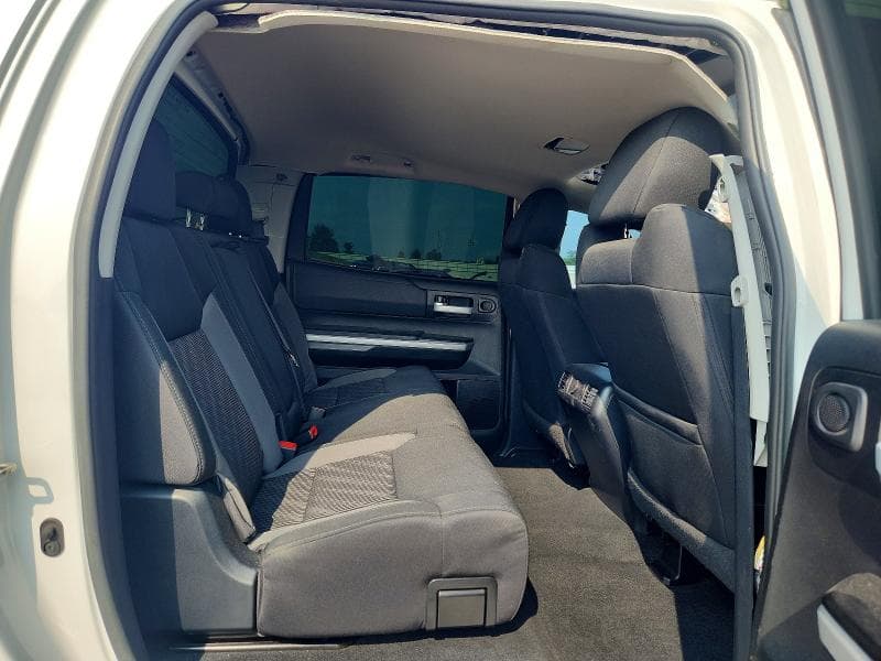 2017 TOYOTA TUNDRA SR5 10