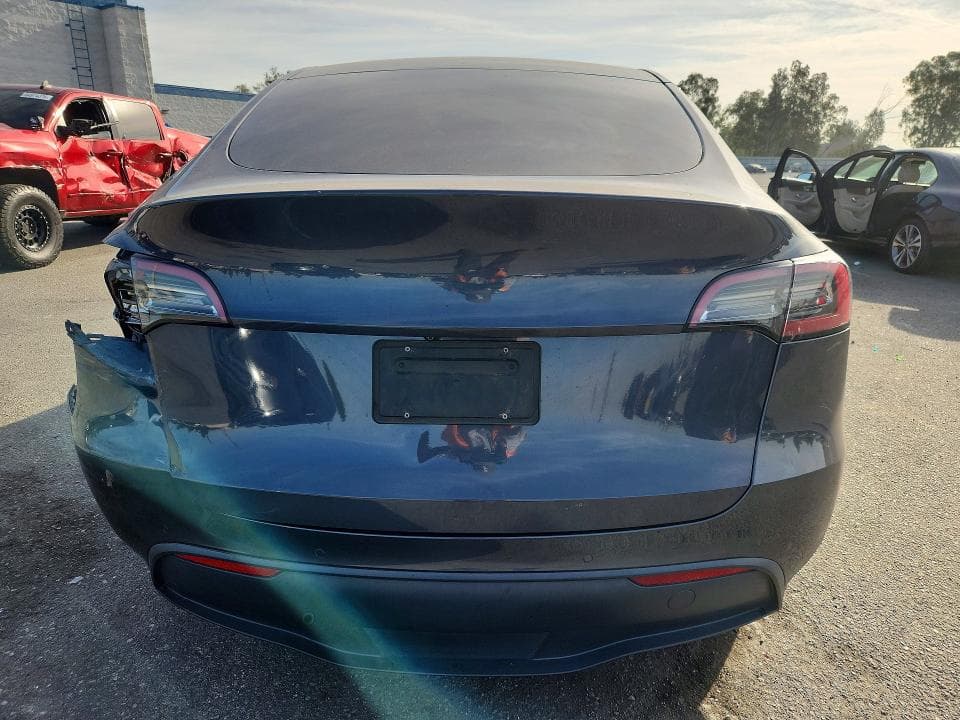 2022 TESLA MODEL Y 6
