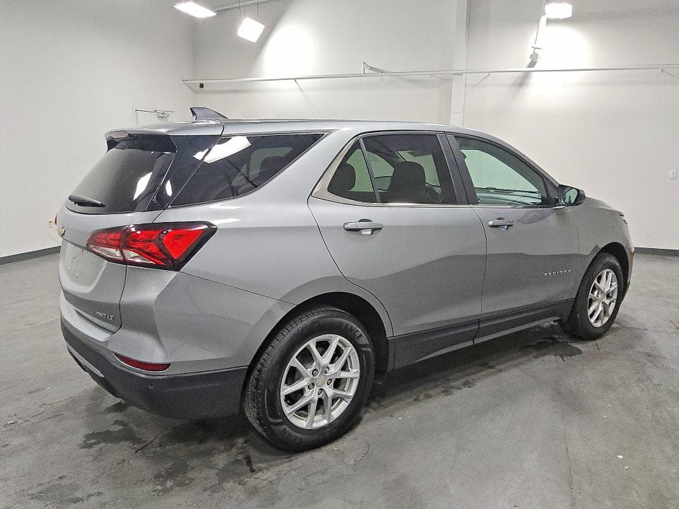 2024 CHEVROLET EQUINOX LT 3