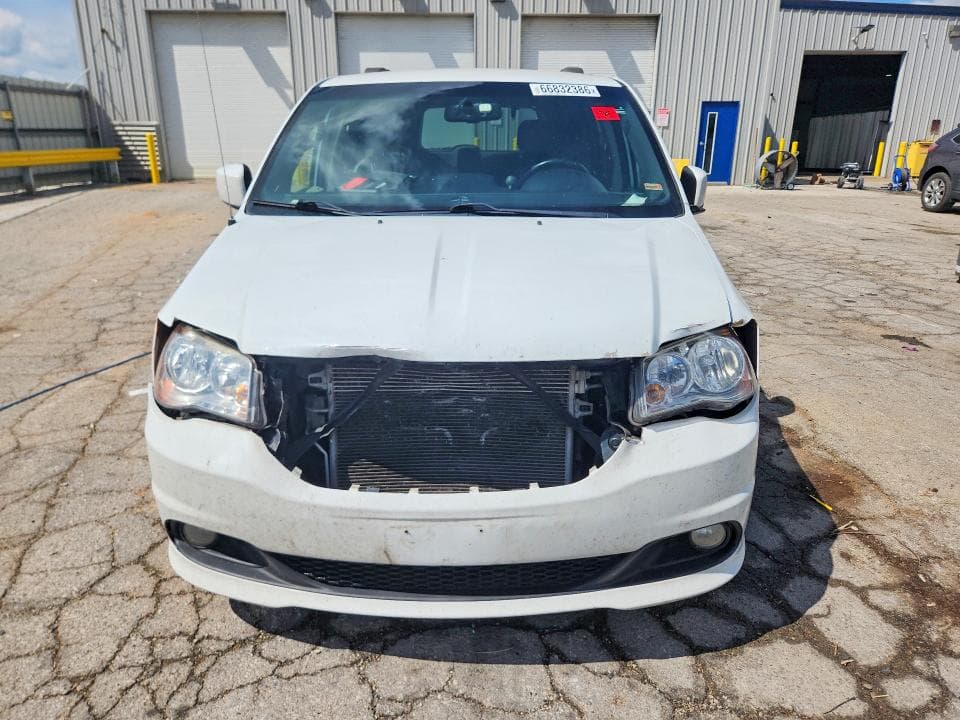 2017 DODGE GRAND CARAVAN SXT 5