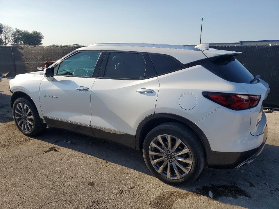 2022 CHEVROLET BLAZER PREMIER 2