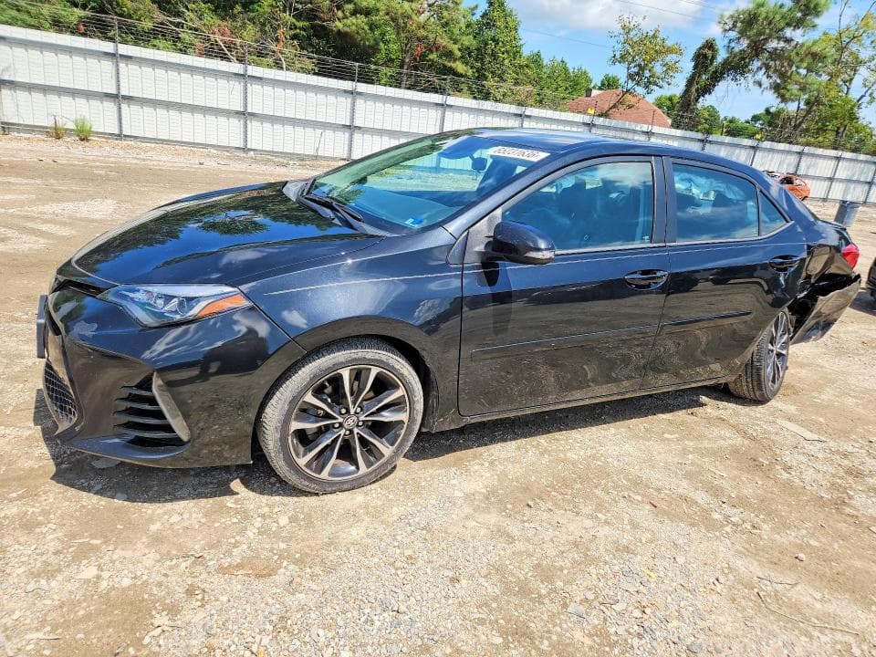 2017 TOYOTA COROLLA SE - 1