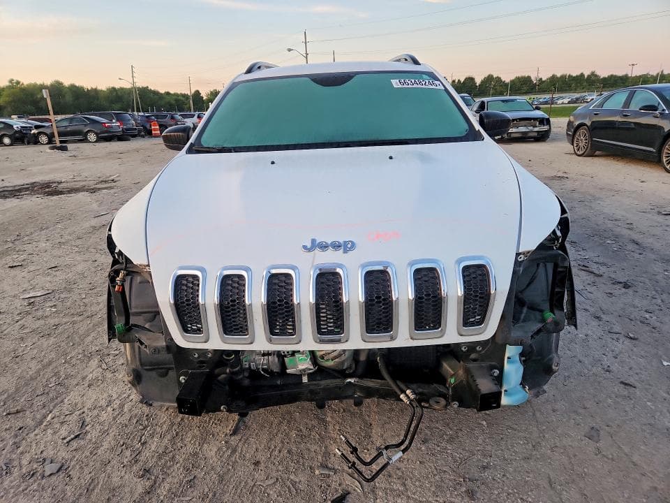 2017 JEEP CHEROKEE SPORT 5