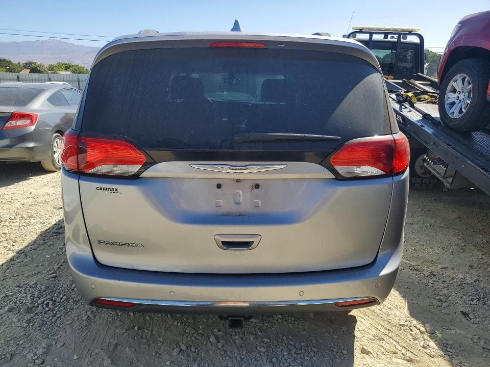 2018 CHRYSLER PACIFICA TOURING L 6