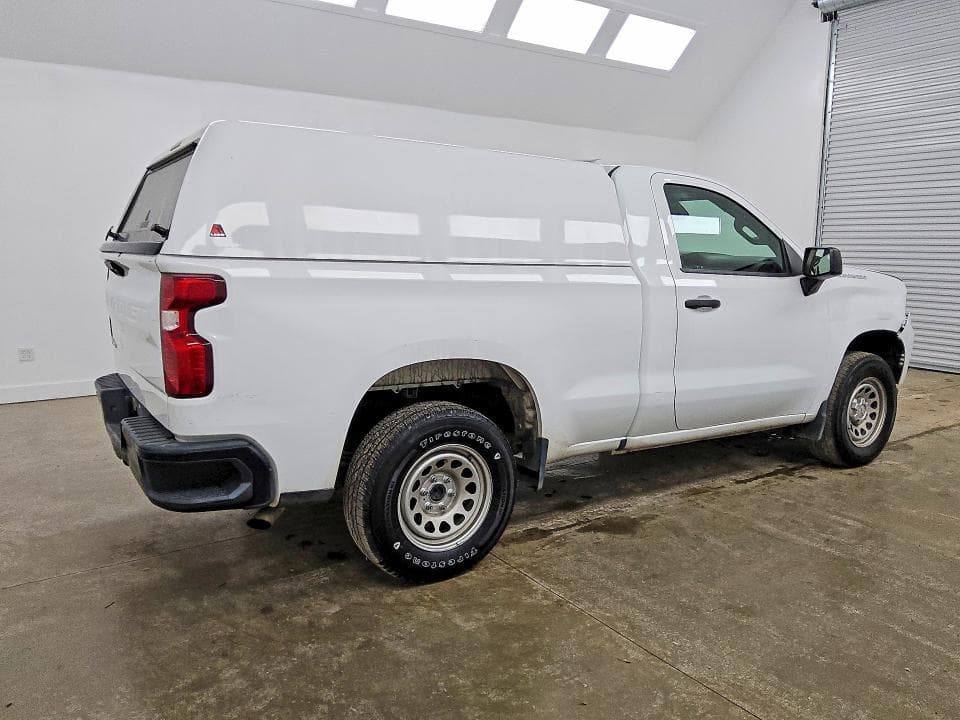 2023 CHEVROLET SILVERADO C1500 3
