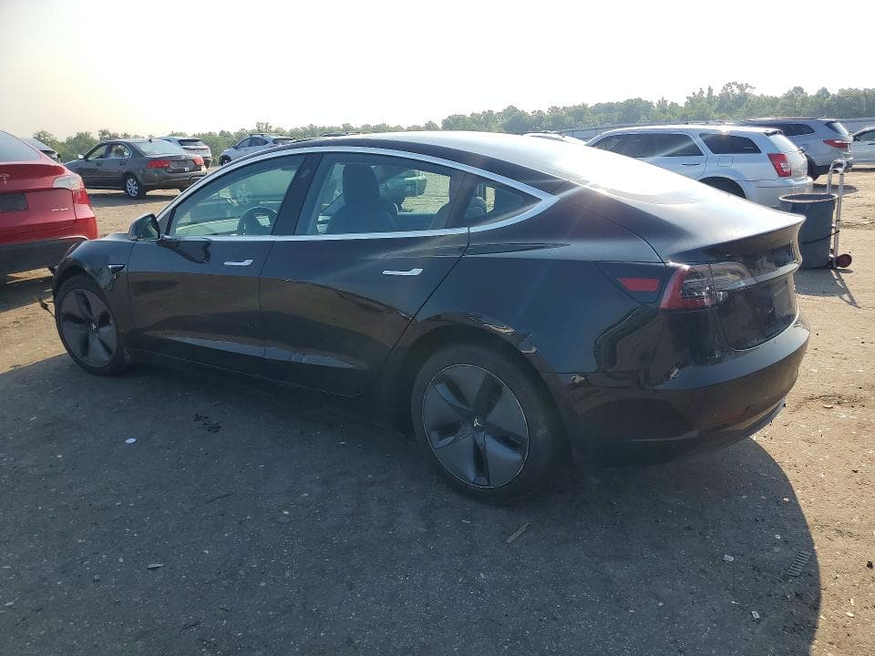 2018 TESLA MODEL 3 2