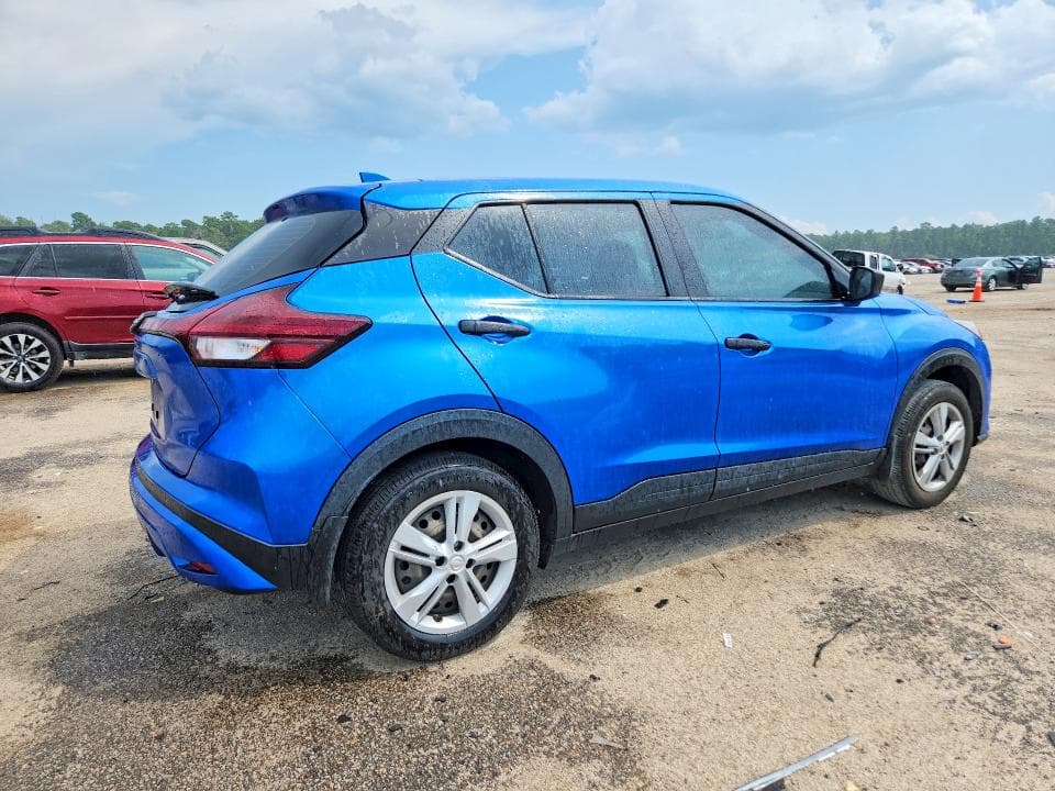 2023 NISSAN KICKS S 3