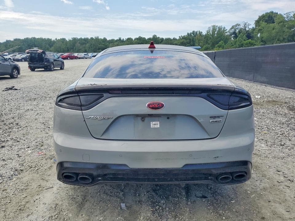 2018 KIA STINGER GT1 6