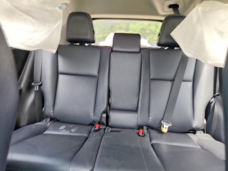 2017 TOYOTA RAV4 LIMITED 10