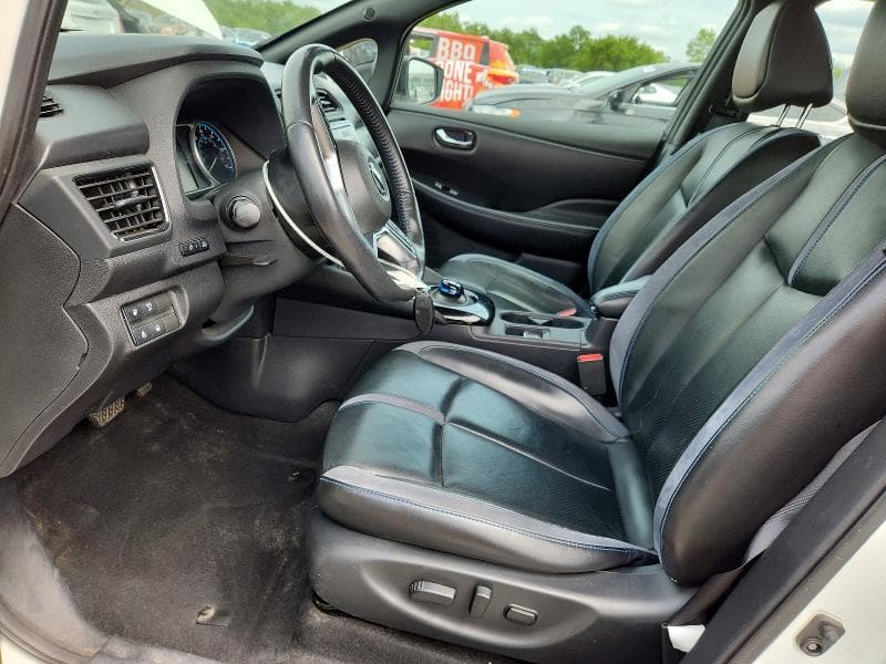 2019 NISSAN LEAF SL 7