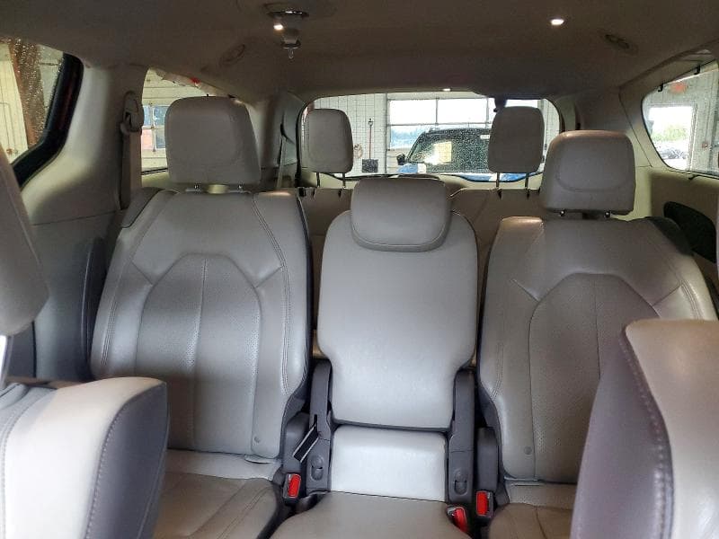 2017 CHRYSLER PACIFICA 10