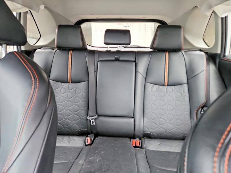 2024 TOYOTA RAV4 ADVENTURE 10
