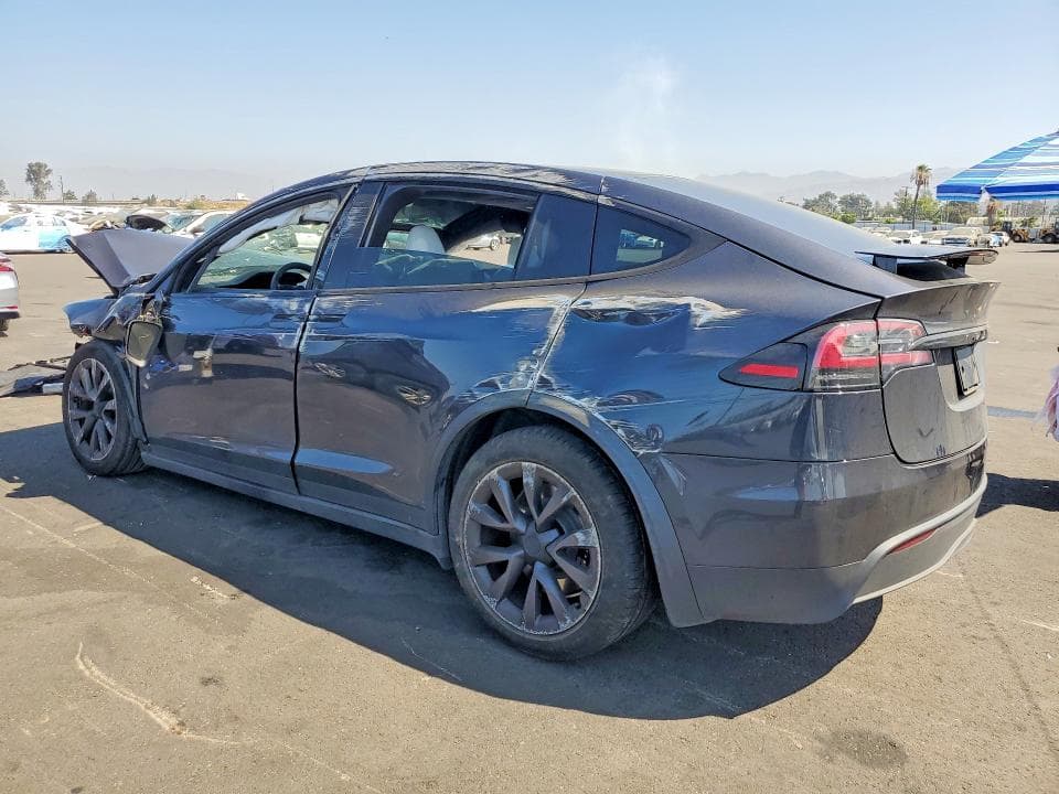 2023 TESLA MODEL X 2