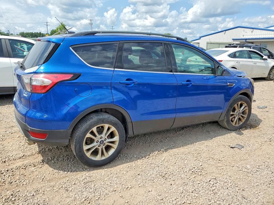 2017 FORD ESCAPE SE 3