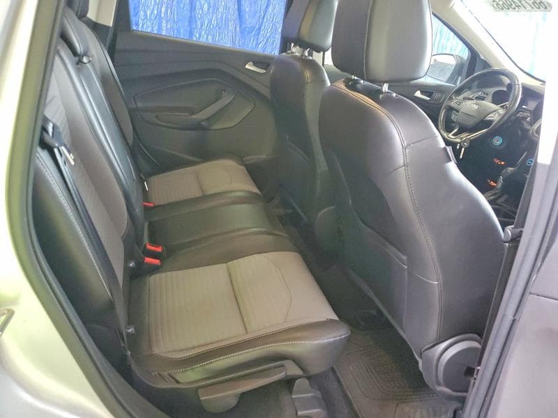 2017 FORD ESCAPE SE 11