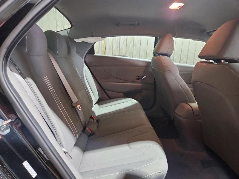 2022 HYUNDAI ELANTRA SEL 10