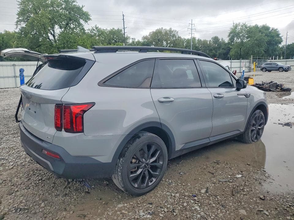 2023 KIA SORENTO EX 3